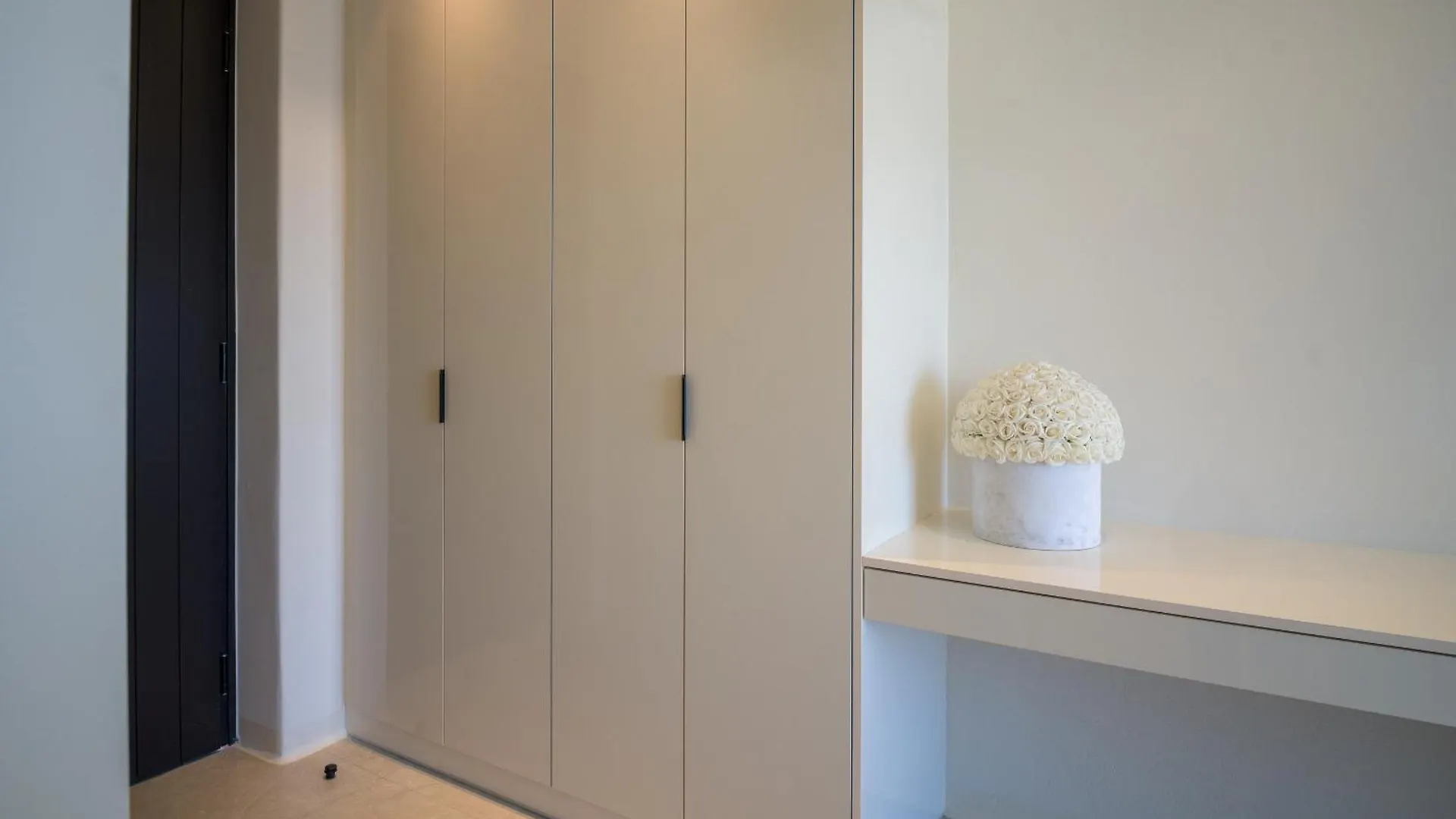 Vezo Suites Mykonos Tourlos