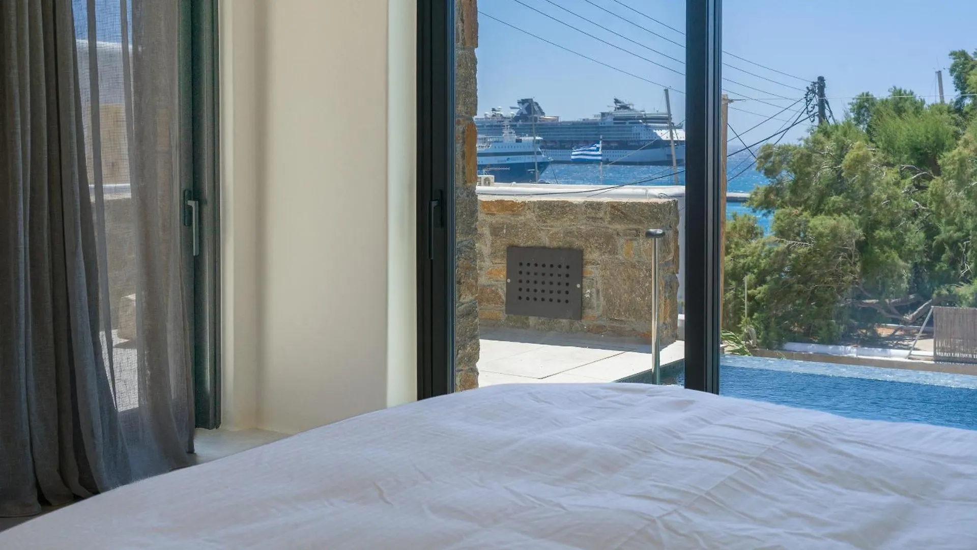 Vezo Suites Mykonos Tourlos