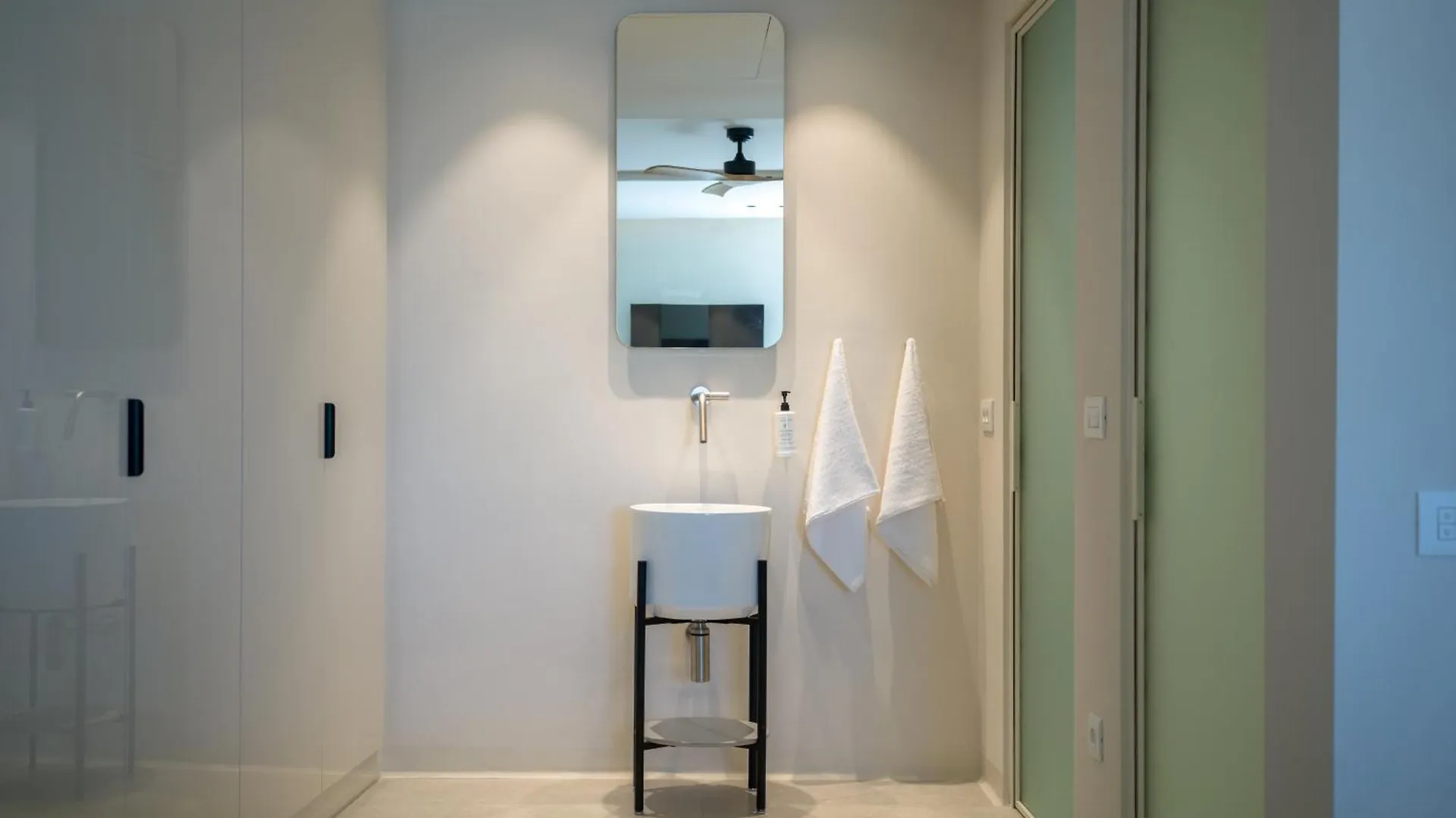 Vezo Suites Mykonos Tourlos